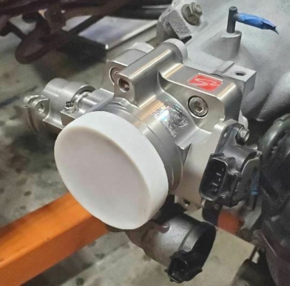 Mazda Miata Skunk2 Gaz Kelebeği Kapağı