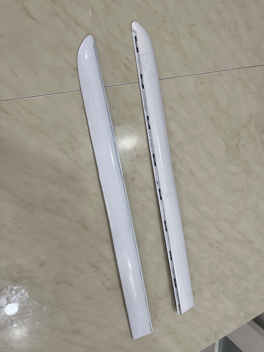 Peugeot 207 SW Arka Kapı Çıtası görsel 3
