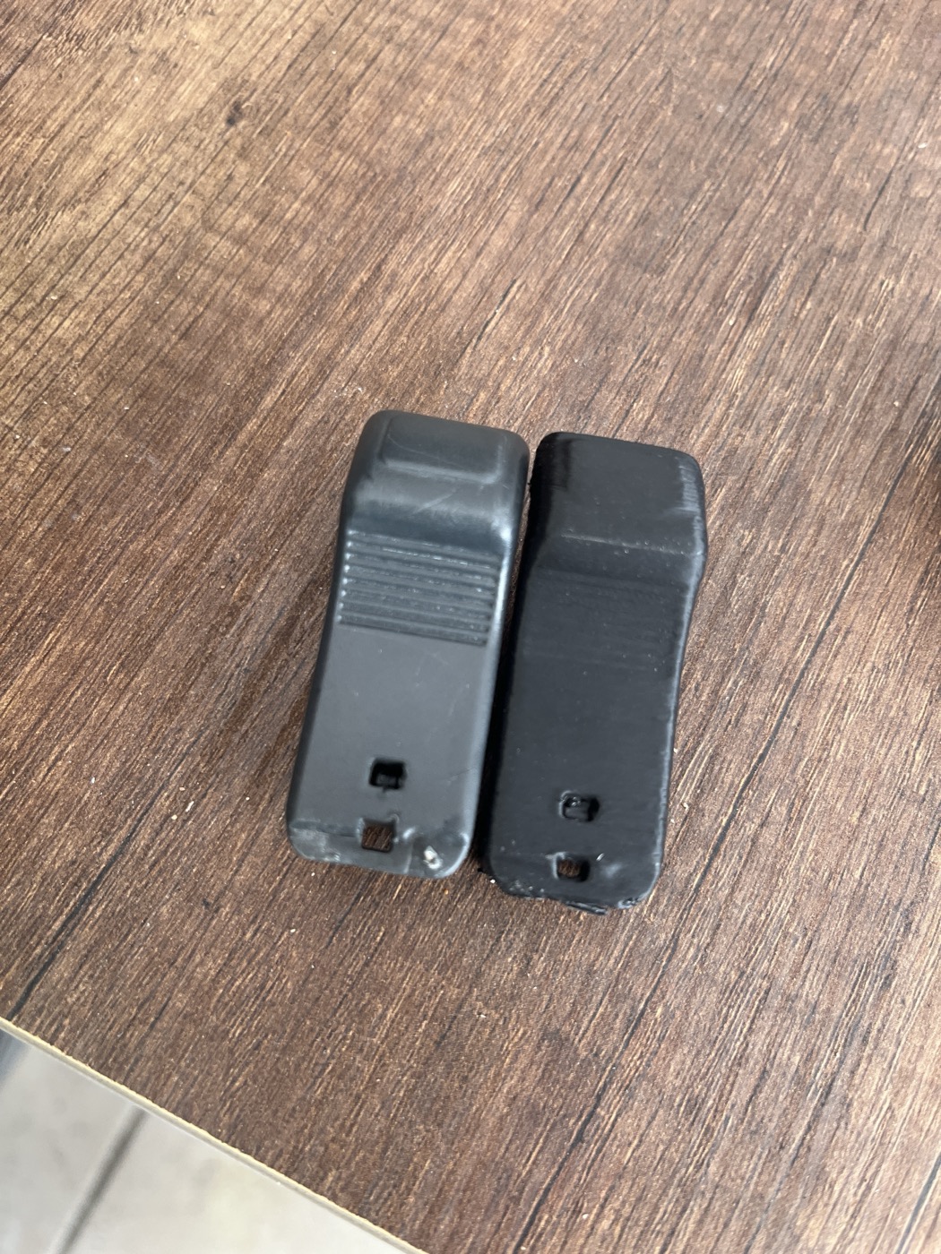 Peugeot 306 Kilit Düğmesi görsel 3