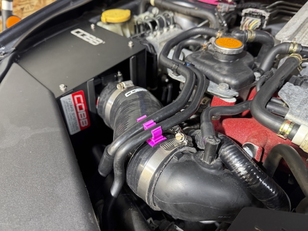 Subaru WRX STI Cobb Radyatör Hortumu Klipsi görsel 2