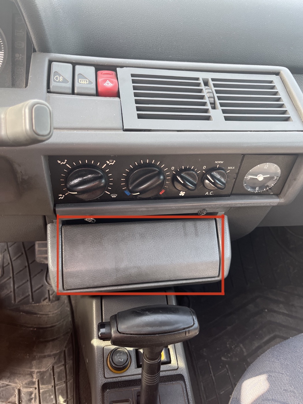 Renault Clio 1 Radyo / Multimedya Kapağı