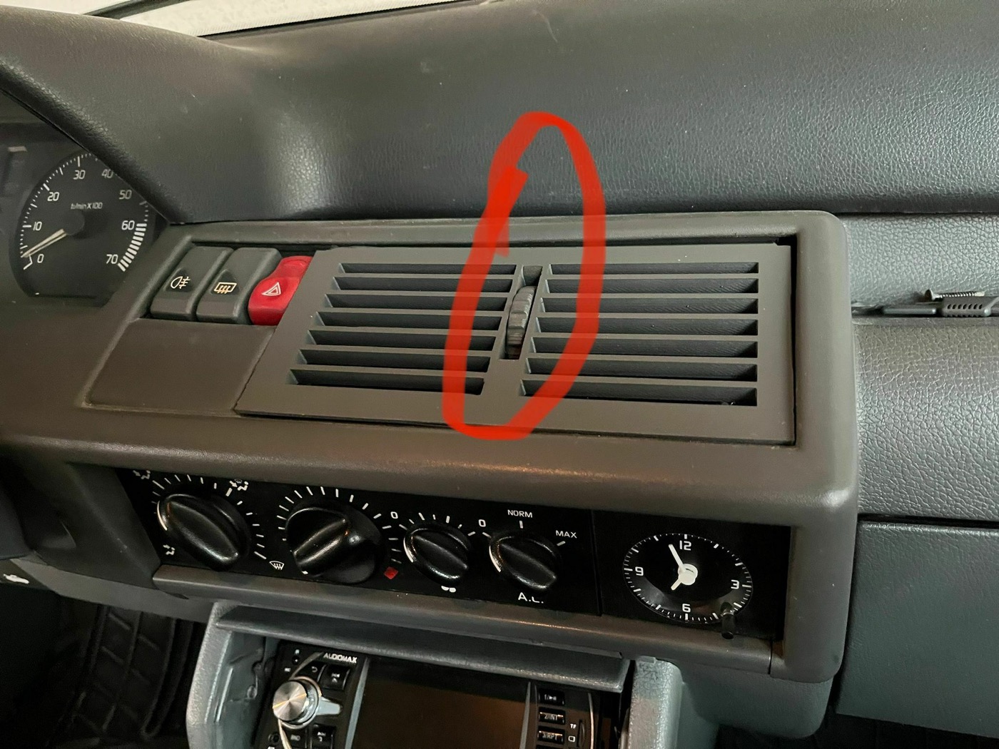 Renault Clio 1 Orta Havalandırma Düğmesi (1991-1998)