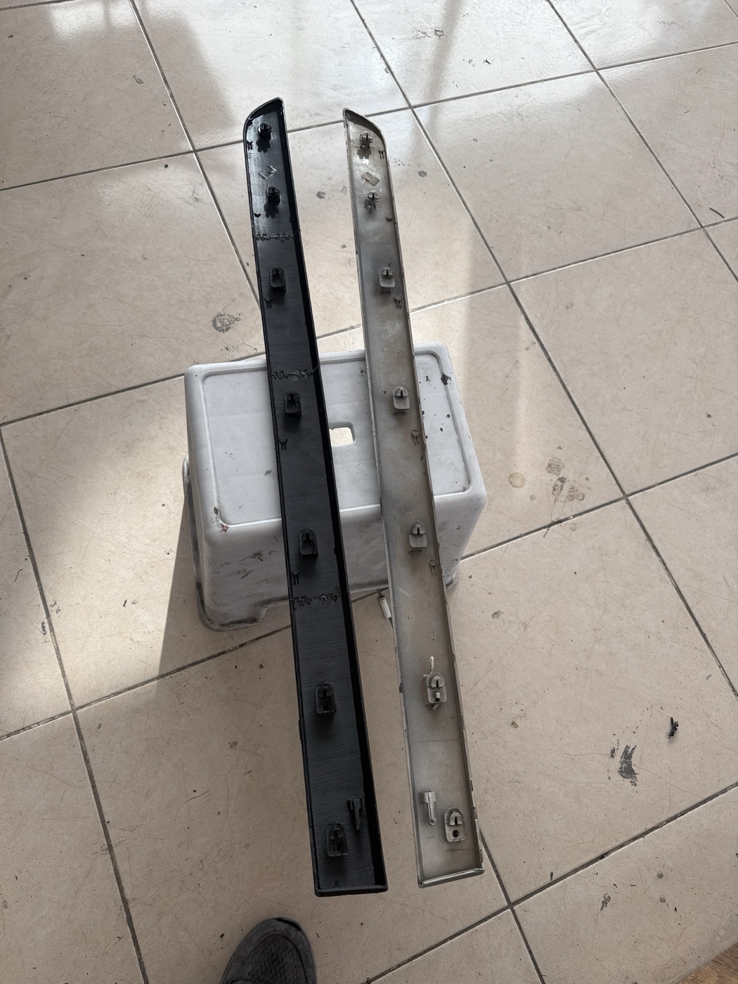 Renault Scenic Ön Kapı Çıtası (2003-2009, 8200547556) görsel 4