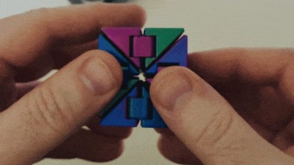 Şekil Yılanı Fidget Oyuncağı (Menteşeli Küp Modüller) görsel 4