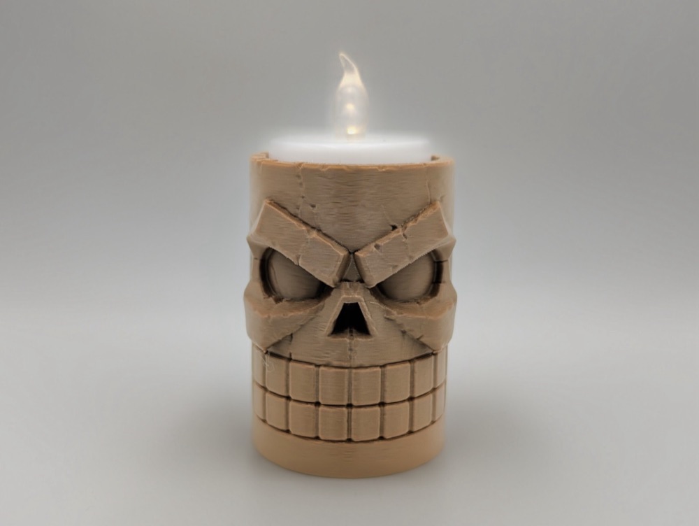 Tiki Kafatası Led Mumluk — Çatlak Taş Detaylı Alevsiz Mum Tutucu (6,8 cm)