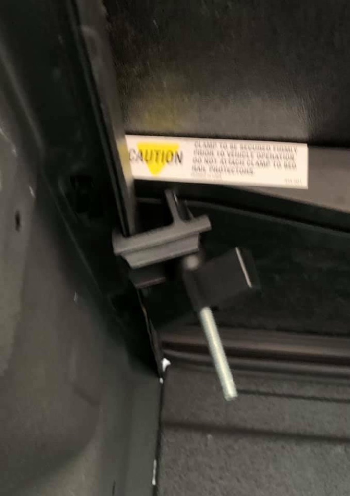 Toyota Kamyonet Tonneau Örtü Kıskaç Braketi görsel 3
