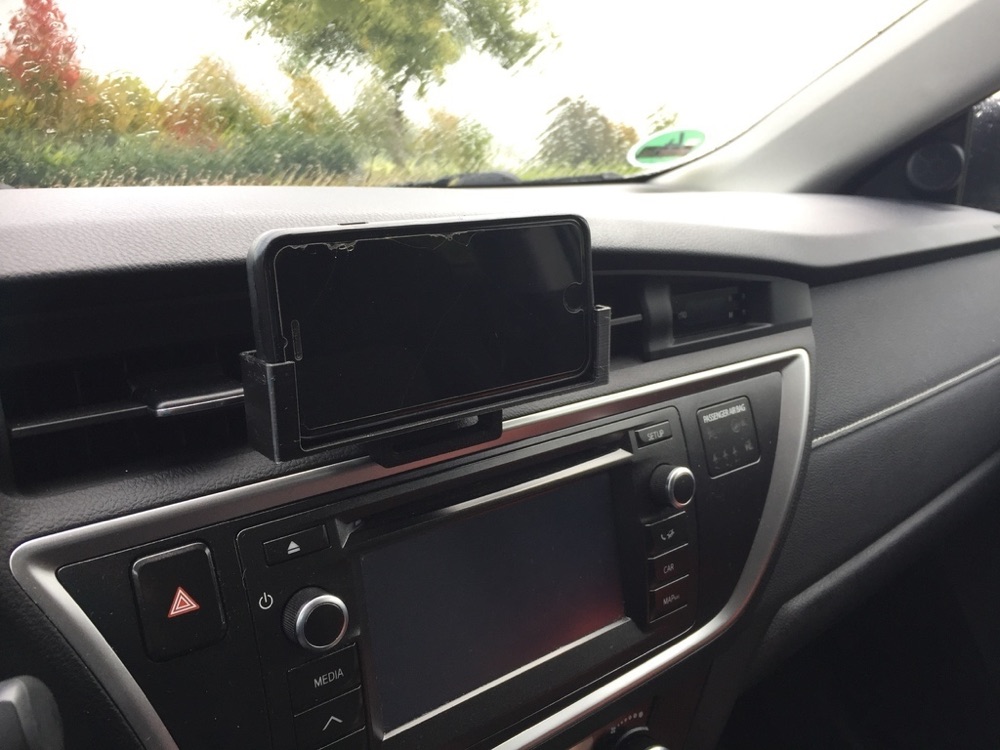 Toyota Auris Havalandırma Telefon Tutucu