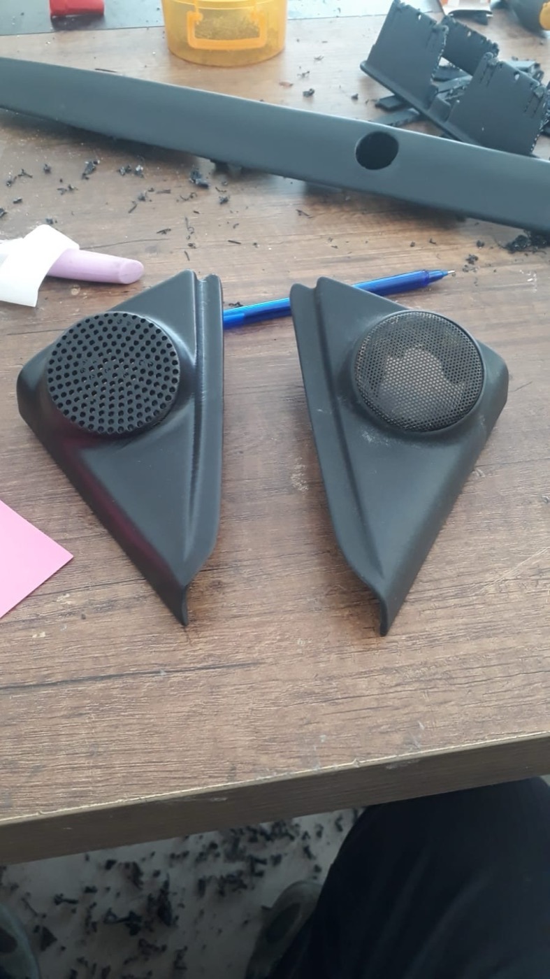 Toyota Corolla Terra Tweeter Kapağı (1998-2001) görsel 3