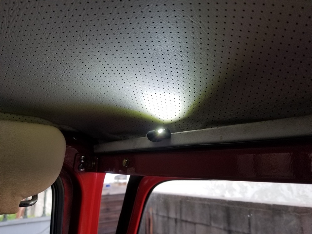 Toyota Land Cruiser FJ40 İç Tavan Okuma Lambası Montaj Aparatı görsel 2