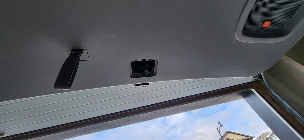 Toyota Highlander (2008-2013) Bagaj Kapısı Tavan Trim Paneli görsel 2