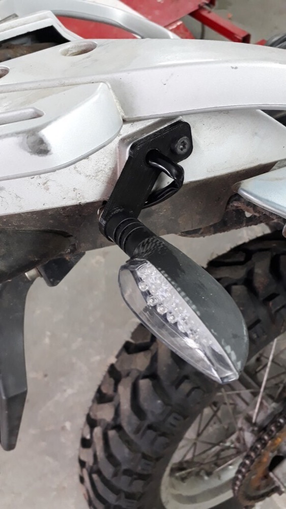 BMW Motorrad Sinyal Taşıma Braketi görsel 3