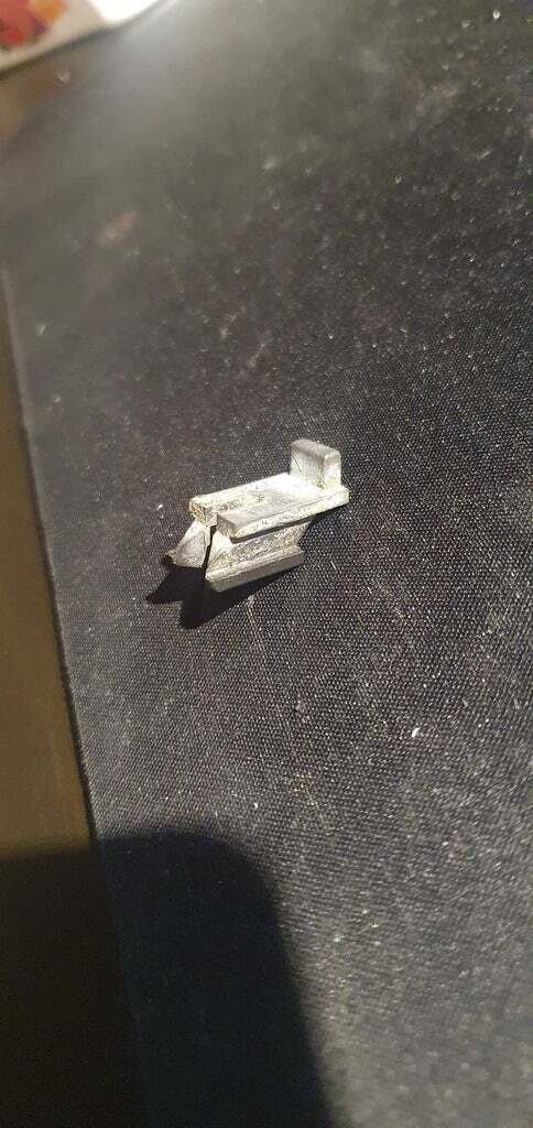 Volvo 740 Kar Kapağı Klipsi