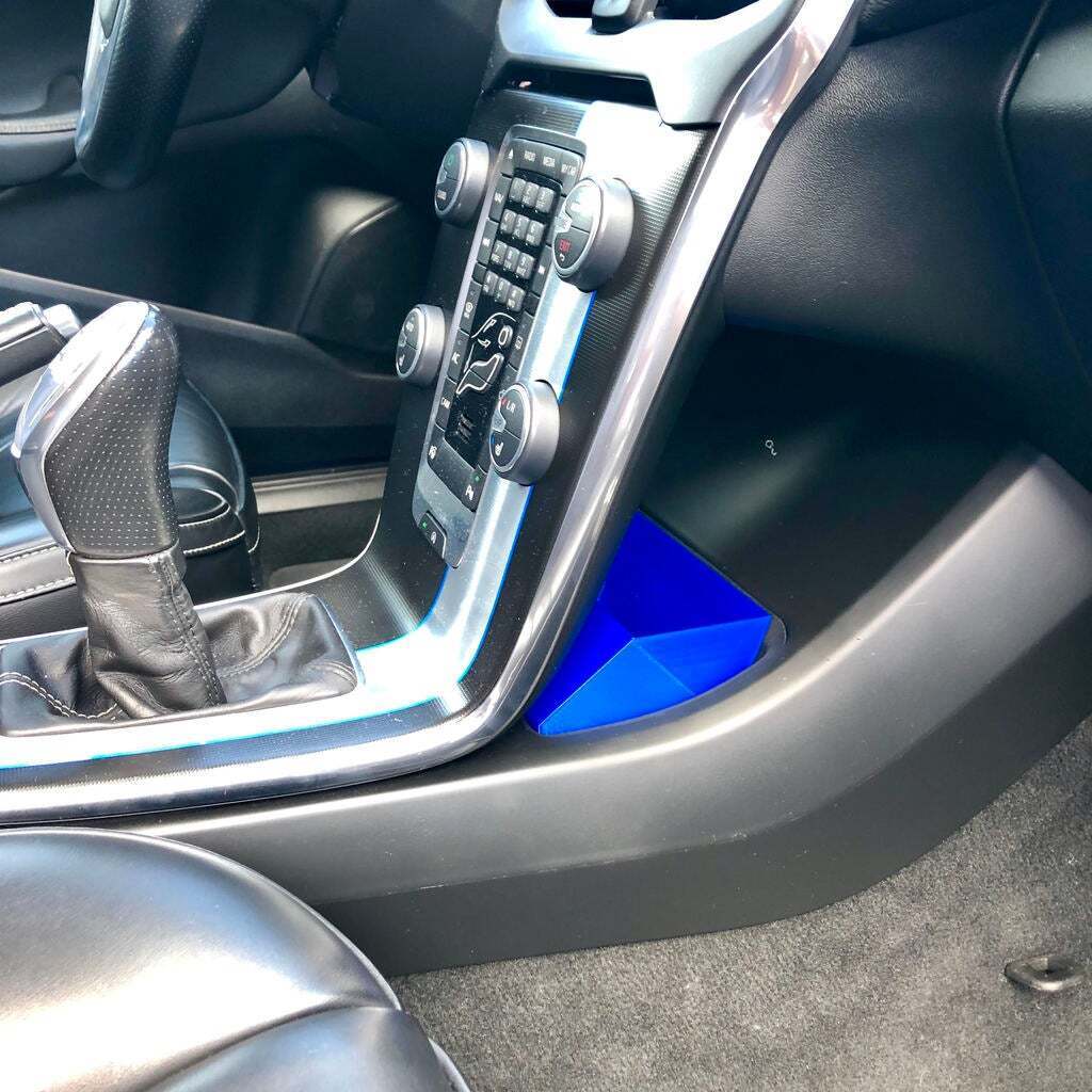 Volvo V40 Konsol Çöp Kutusu
