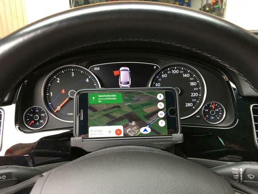 VW Touareg iPhone SE Telefon Tutucu görsel 2