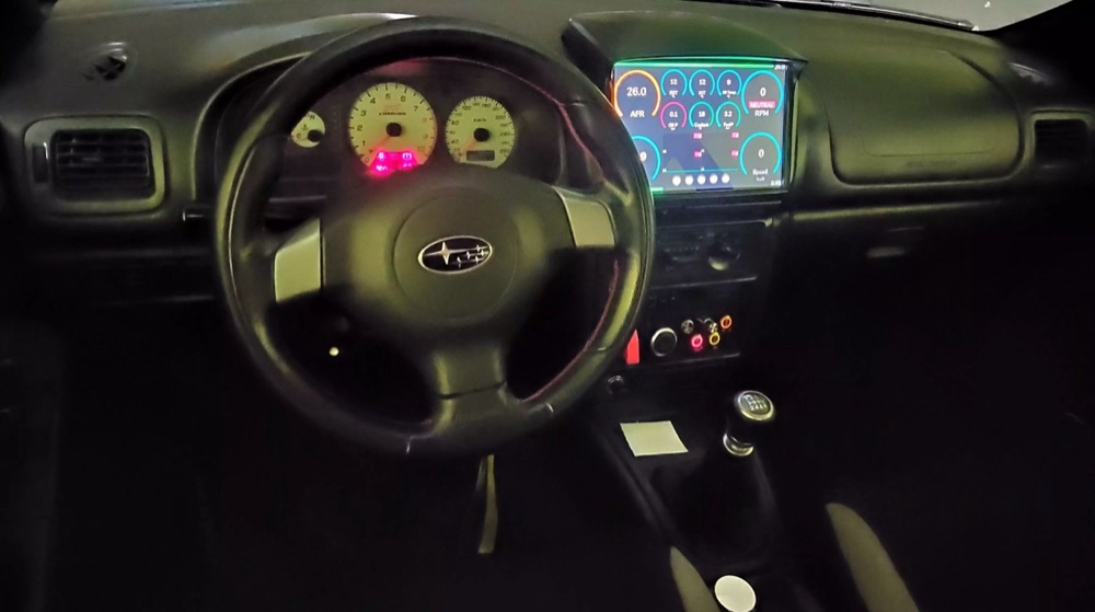 Subaru Impreza LCD Ekran Konsol Gövdesi