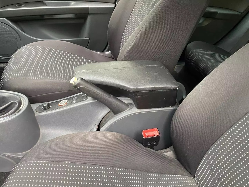 Seat Leon Kol Dayanağı (Armrest) İç Kabuk görsel 4