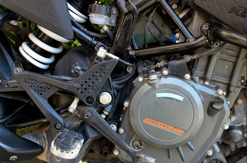 KTM 250-390 Adventure topuk koruyucu seti görsel 3