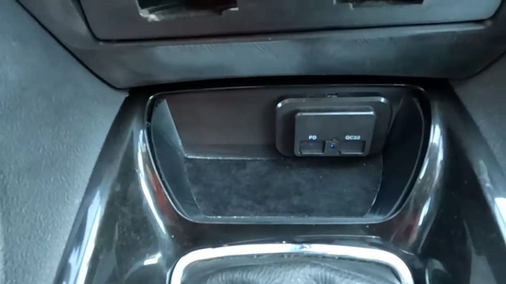 Citroën C5 (2008-2017) Kül Tablası / 12V Priz Yuvası Değişim Gövdesi