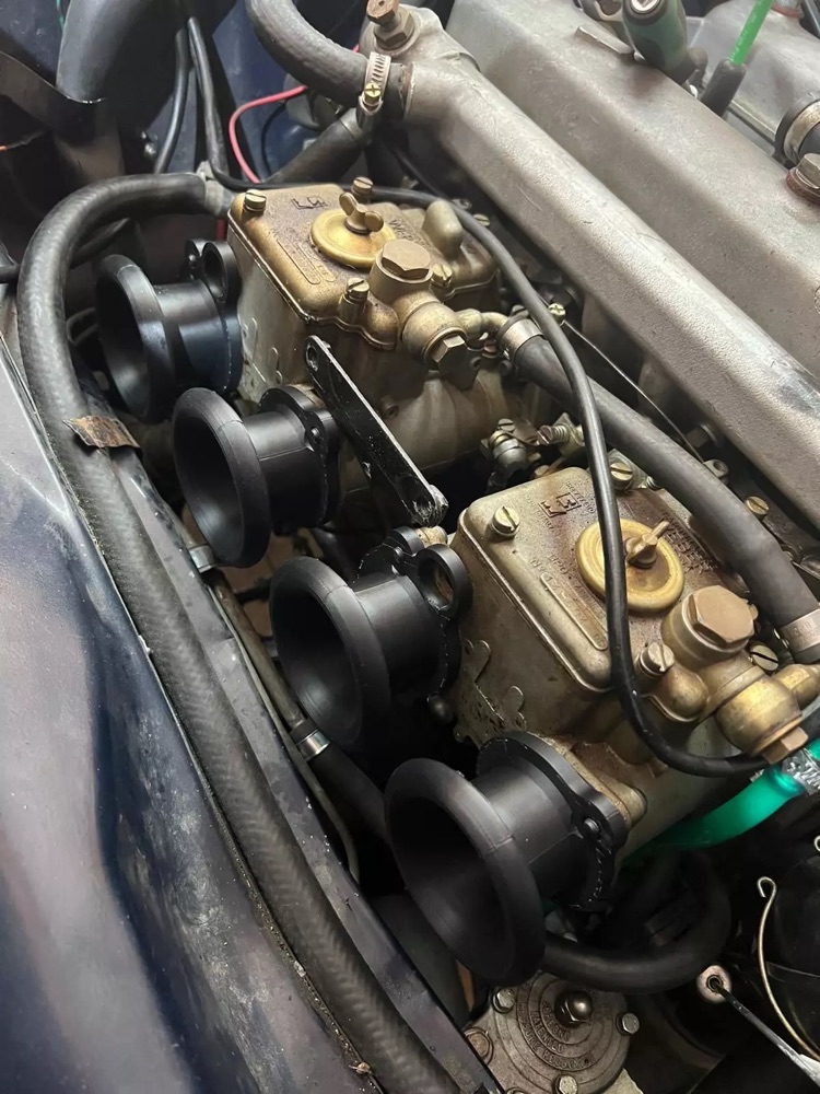 Alfa Romeo GT Weber/Dell'Orto Karbüratör Velocity Stack Seti görsel 4