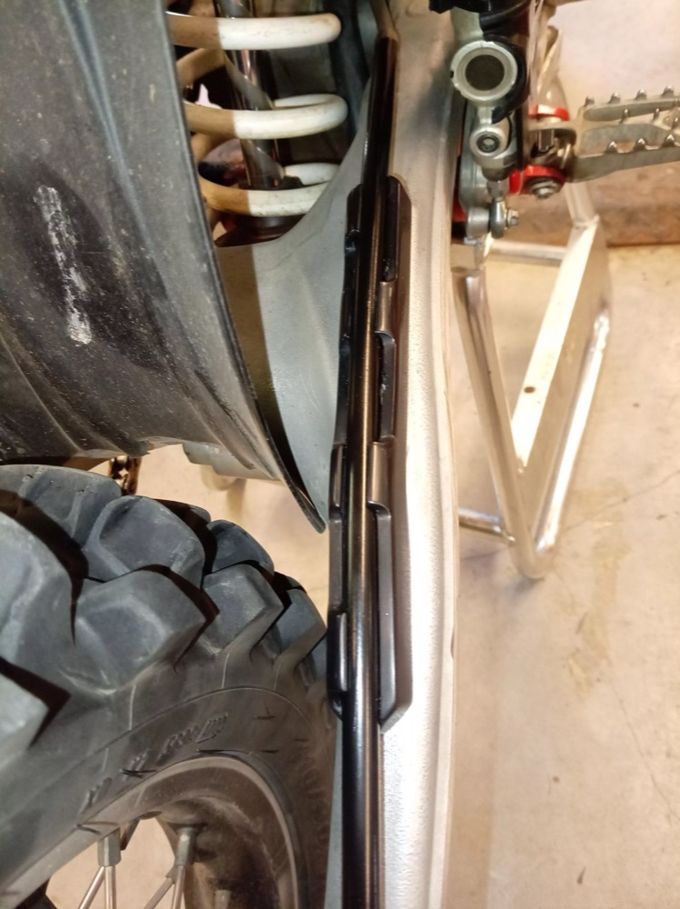 KTM arka fren hortumu kelepçesi görsel 3