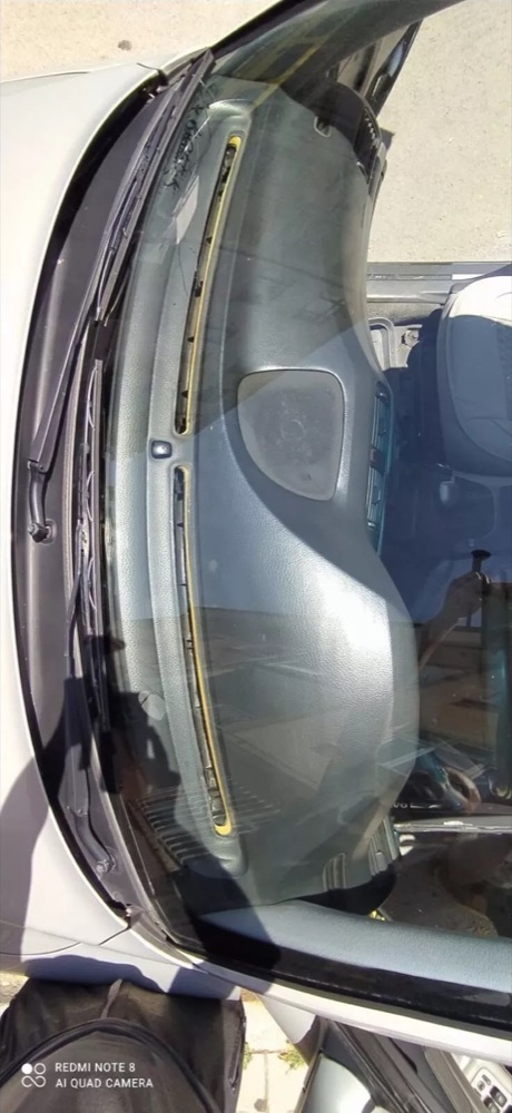 Volvo S80 MK1 Ön Cam Havalandırma Izgarası görsel 3
