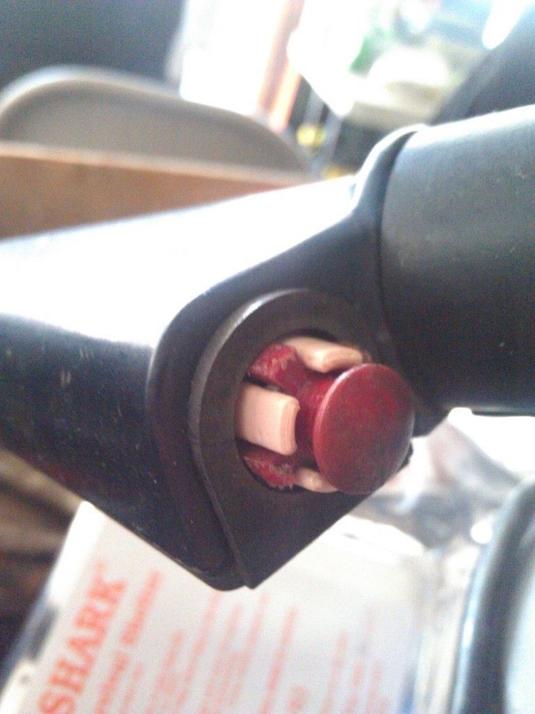 Disi Motor Icin Yedek Can Ipi (Kill-Cord) Klipsi görsel 3