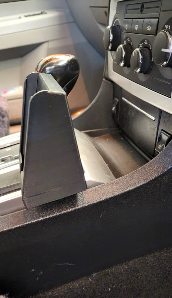 Chrysler 300C telefon tutucu görsel 3