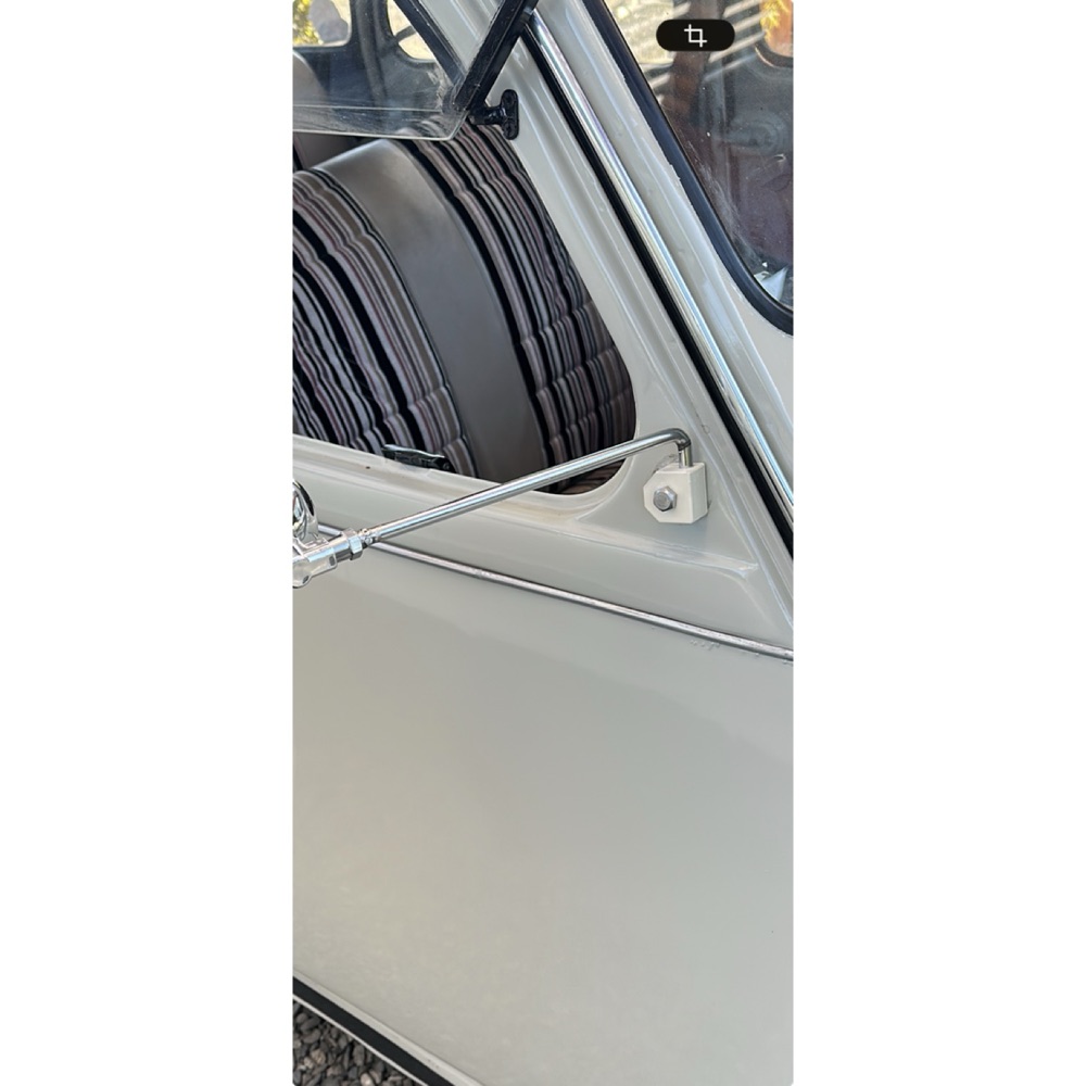Citroen 2CV Standart Yan Ayna Braketi görsel 2