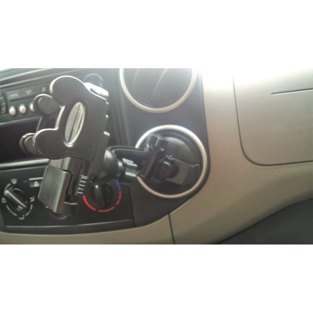 Citroen Berlingo II ve Peugeot Partner Mobil Telefon Tutucu Aparatı görsel 2