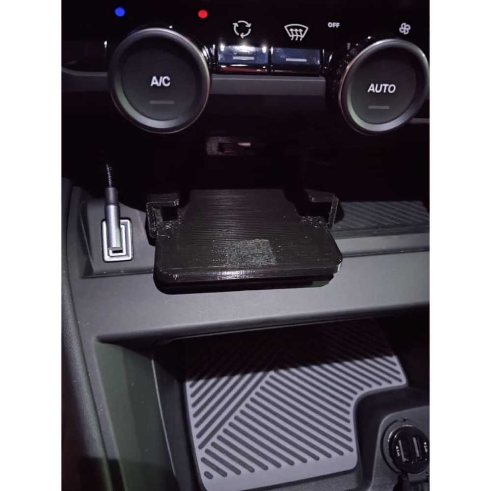 Citroen C4 (2022) Poco F3 Uyumlu USB-C Girişli Telefon Tutucu görsel 2