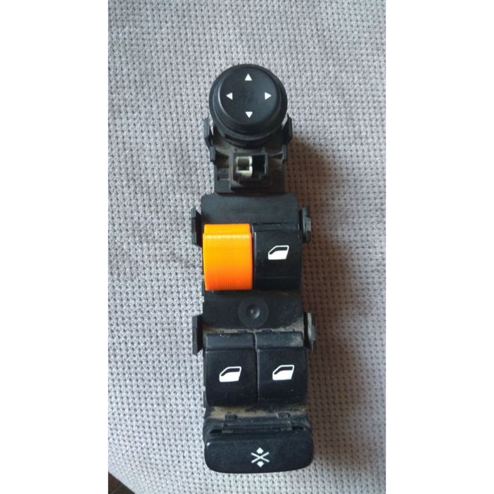 Citroen C5 Cam Açma Düğmesi Tuşu görsel 2