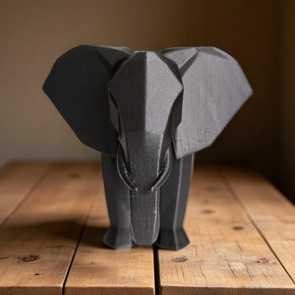 Minimalist Low Poly Fil Heykeli görsel 3