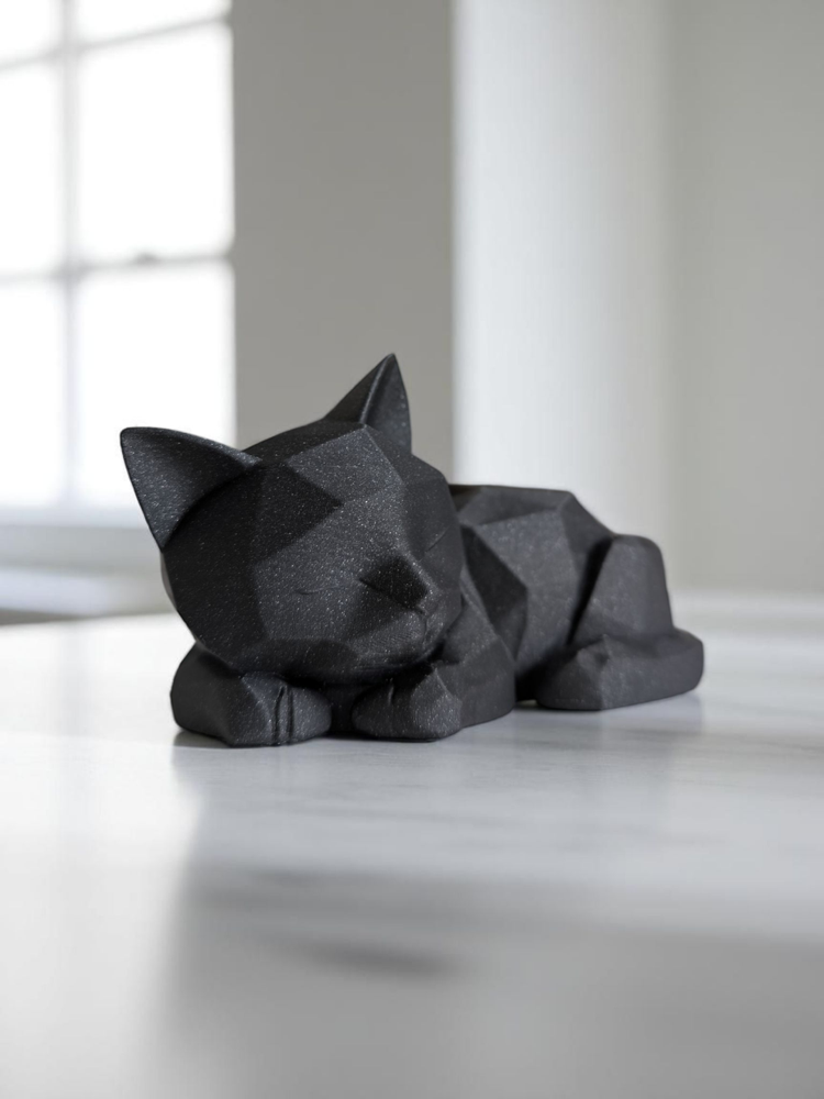 Uyuyan Low Poly Kedi Yavrusu Heykelciği görsel 5