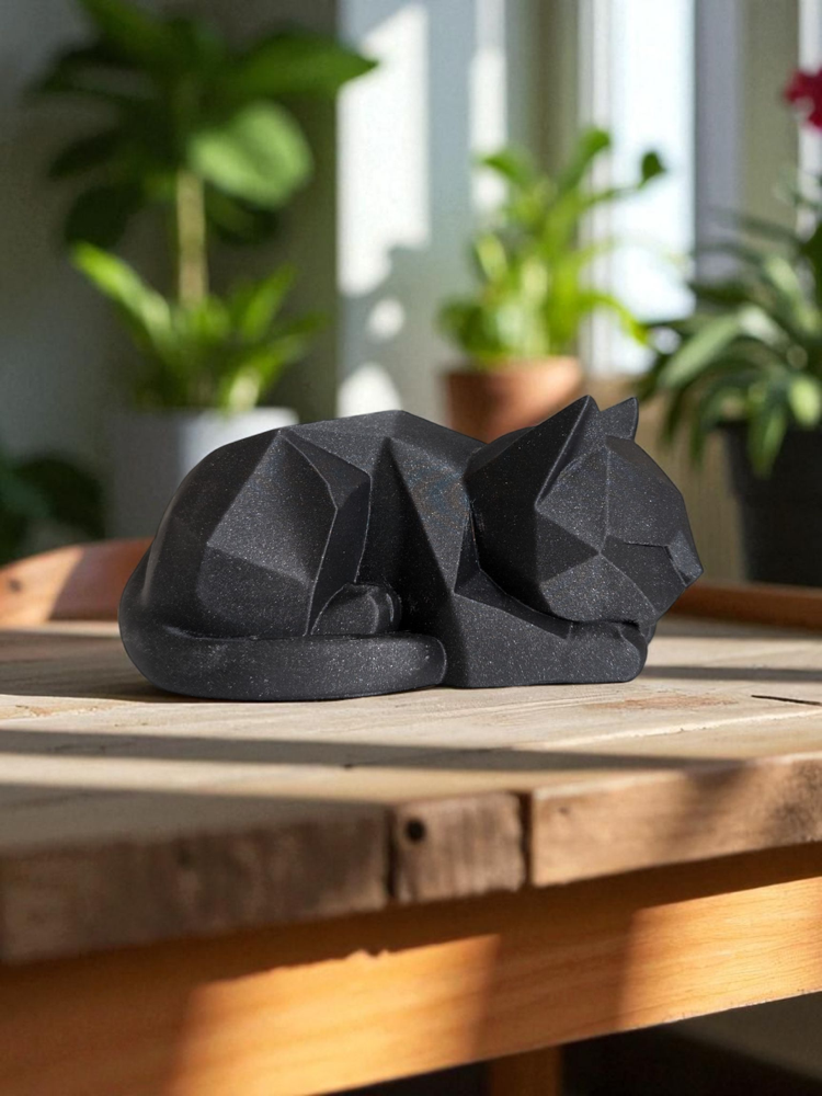 Low Poly Bekleyen Sevimli Kedi Heykeli görsel 3