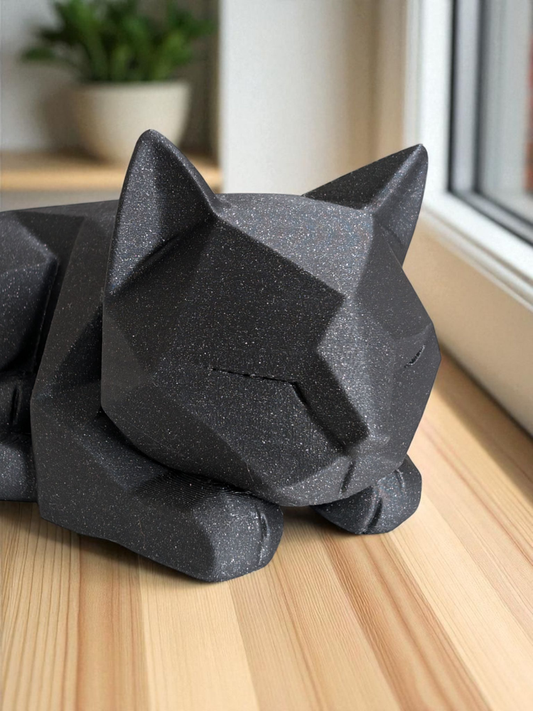 Low Poly Bekleyen Sevimli Kedi Heykeli görsel 5