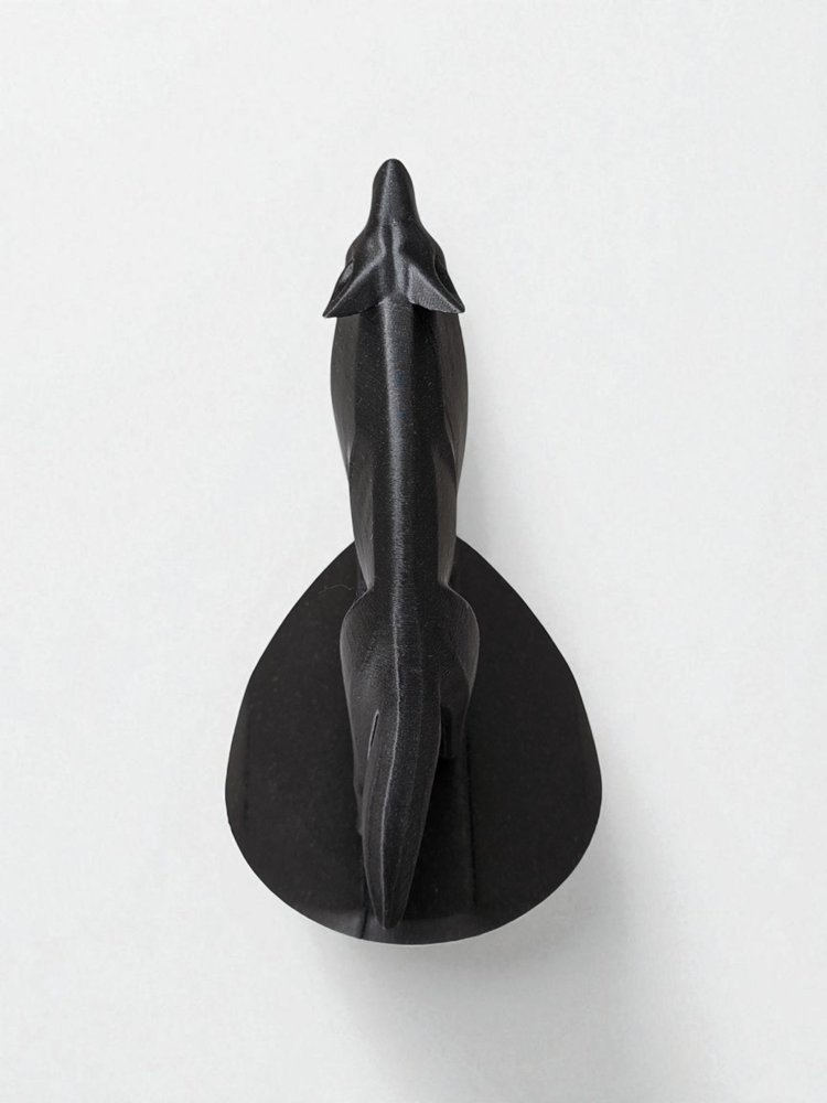 Kaide Üzerinde Minimalist Kurt Heykeli görsel 4