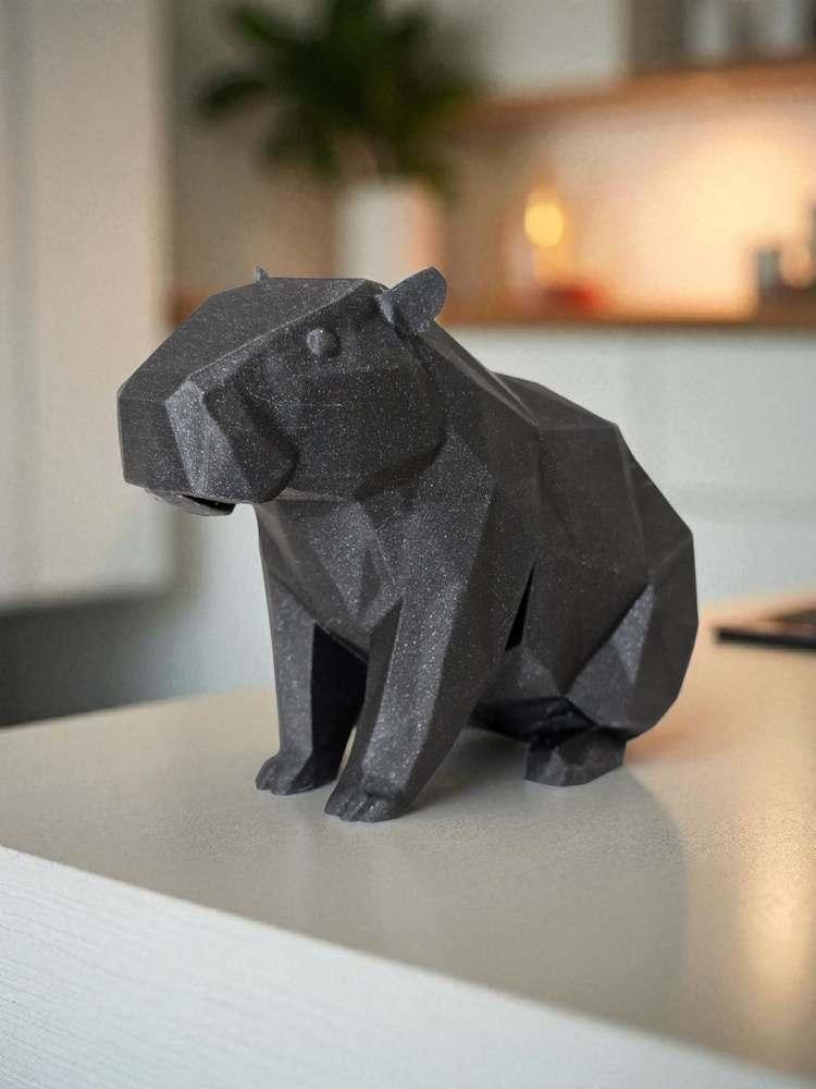 Low Poly Kapibara Heykeli görsel 3
