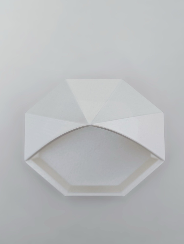 Piramit Formlu Geometrik Tepsi görsel 3