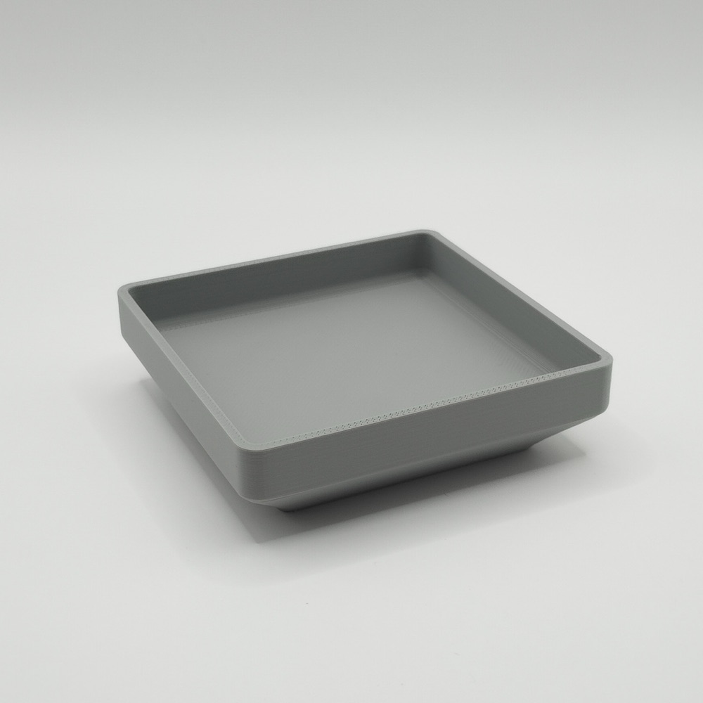 Kare Minimalist Tepsi görsel 2
