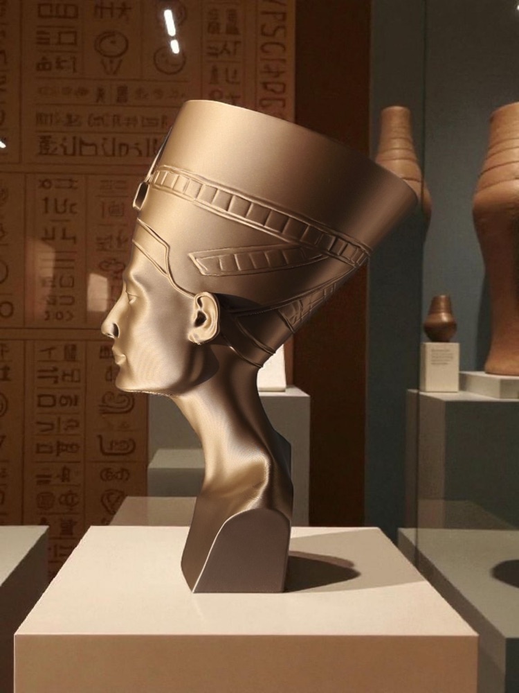 Nefertiti Büstü Heykeli görsel 2