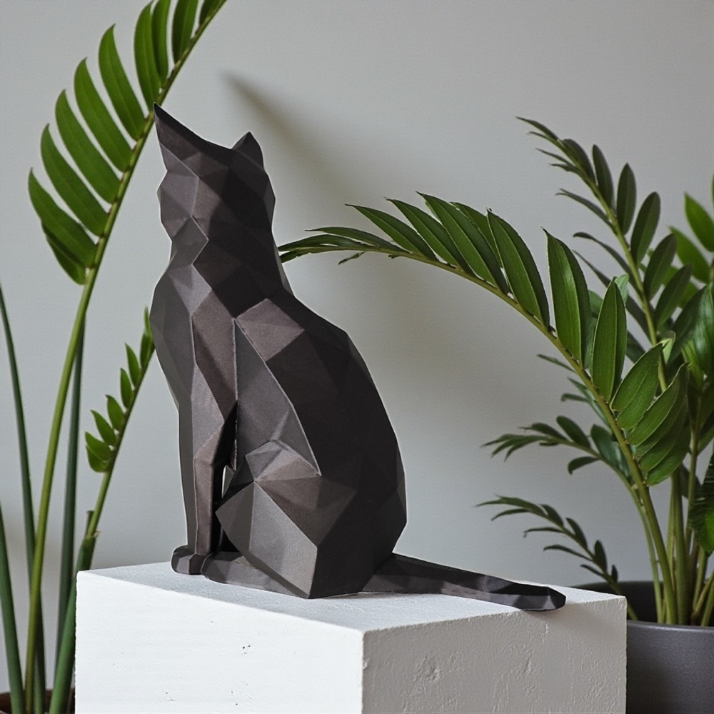 Low Poly Oturan Zarif Kedi Heykeli görsel 5
