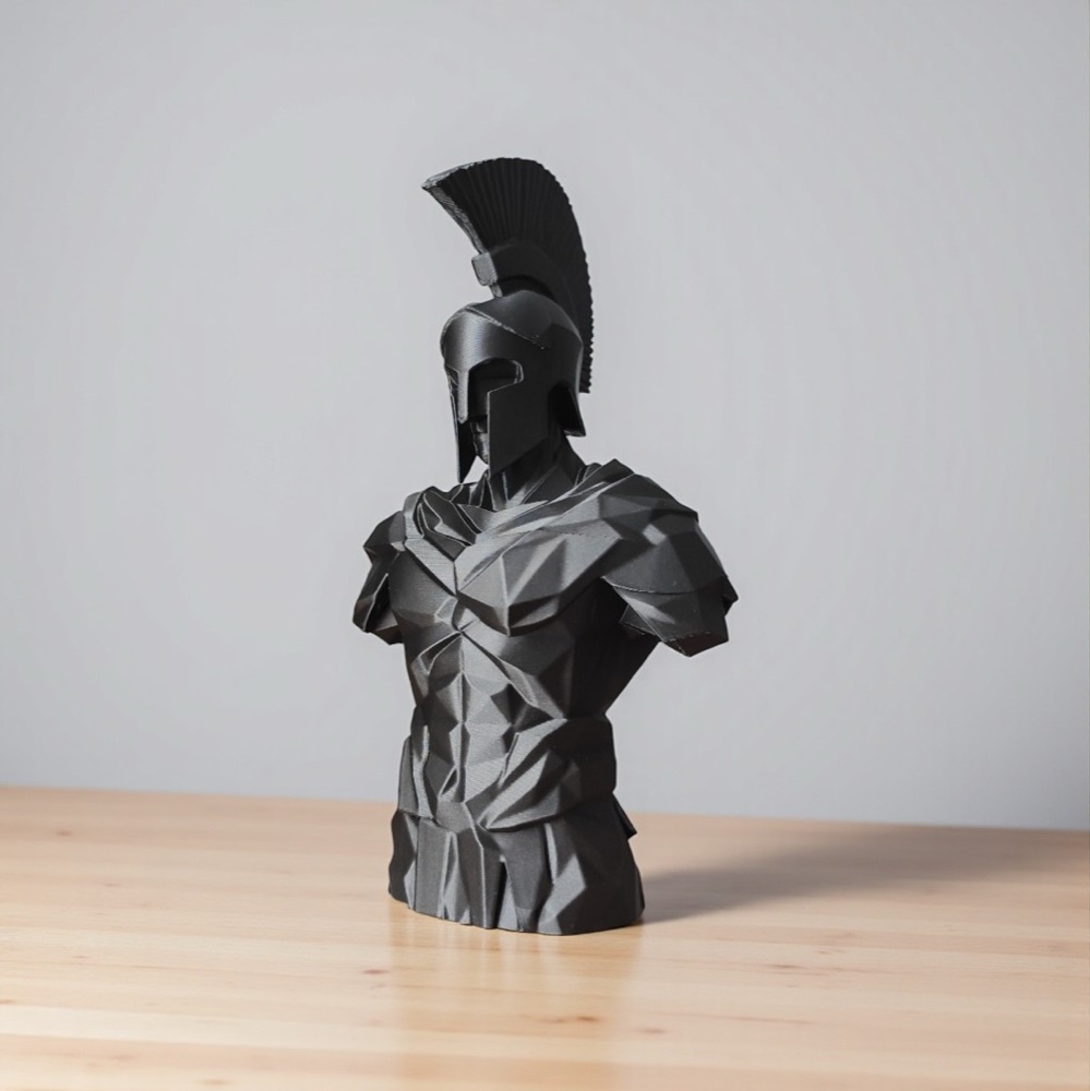 Low Poly Sparta Savaşçısı Büstü görsel 2