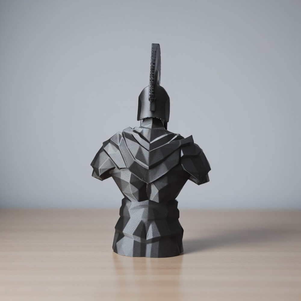 Low Poly Sparta Savaşçısı Büstü görsel 5