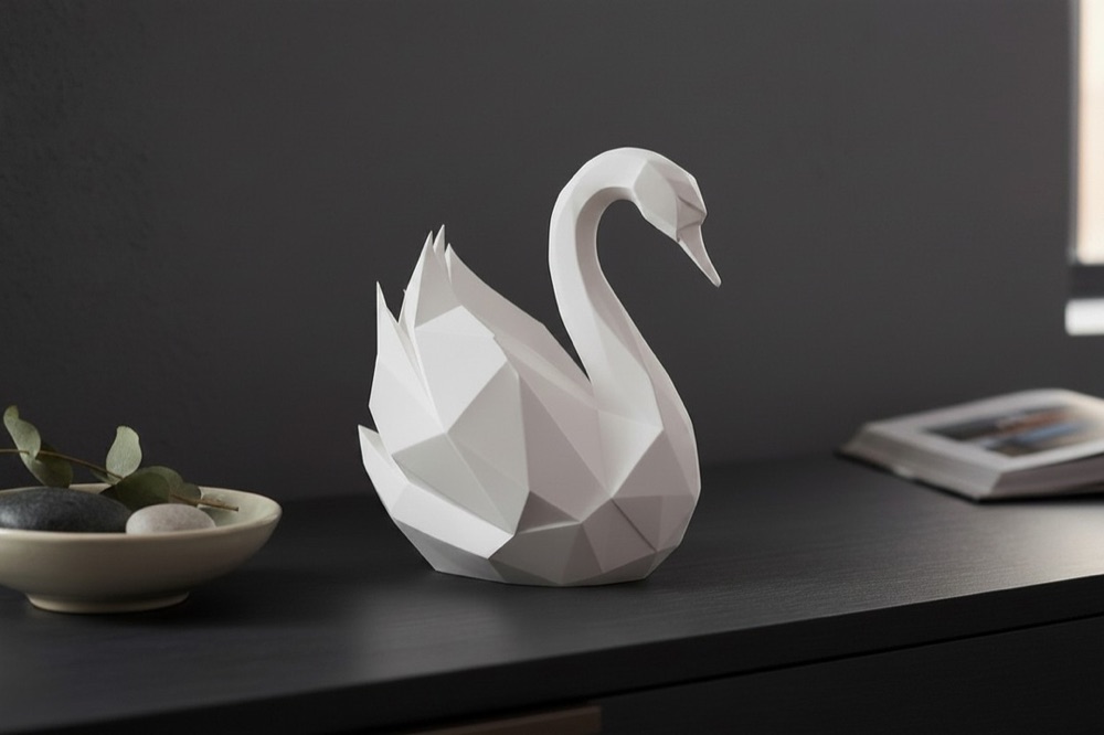 Low Poly Zarif Kuğu Heykeli