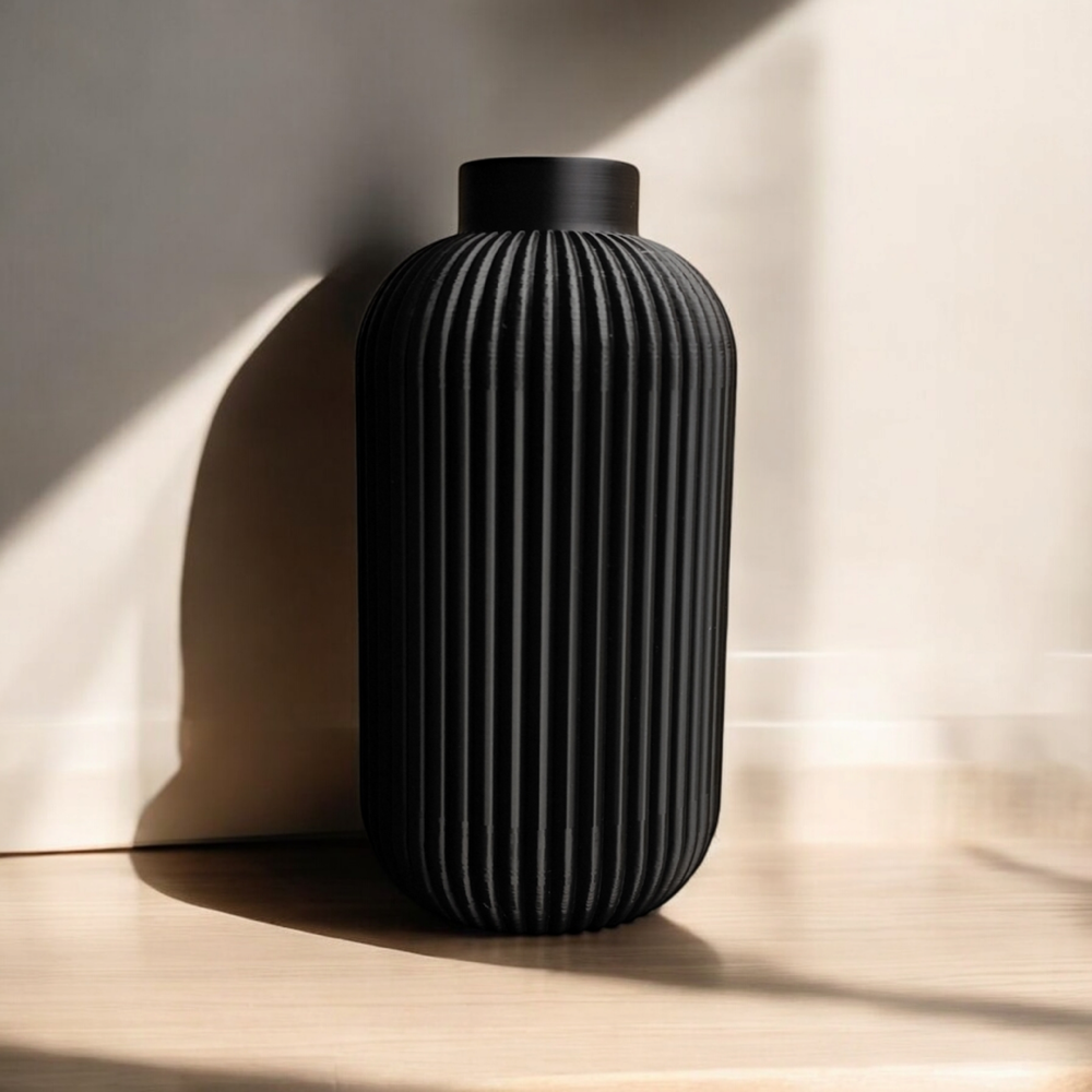Yivli Minimalist Vazo görsel 2