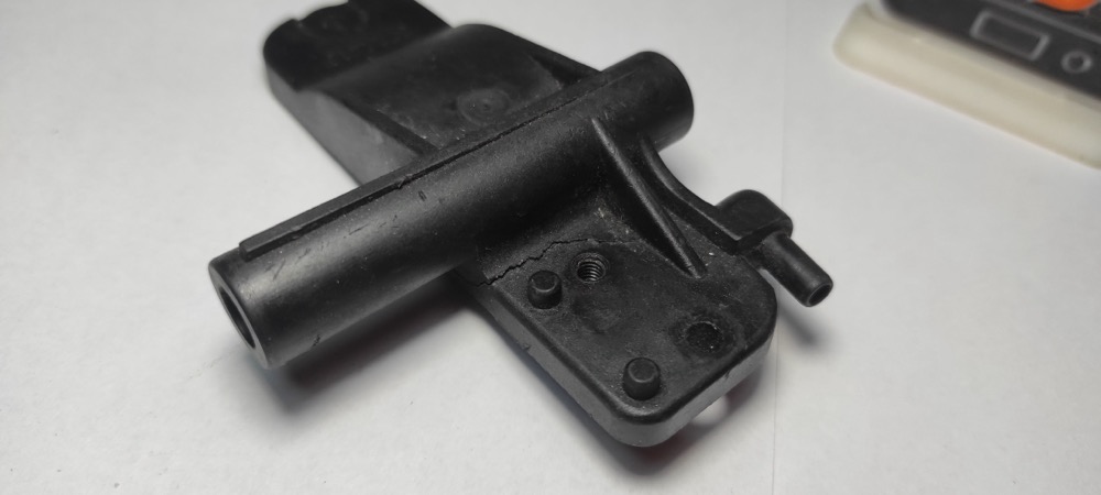 Dürkopp Adler 271 / 272 Dikiş Makinesi Şanzıman Kapağı Braketi 2711410 görsel 3