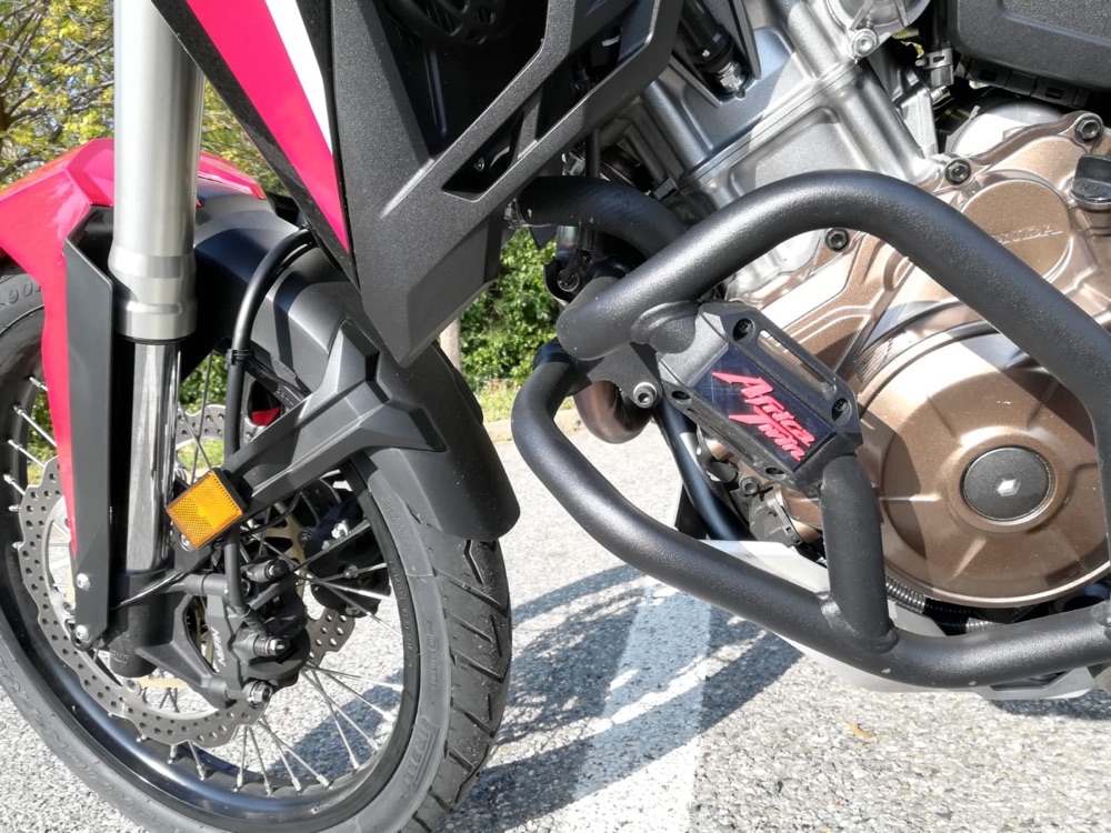 Honda Africa Twin koruma plakası görsel 2