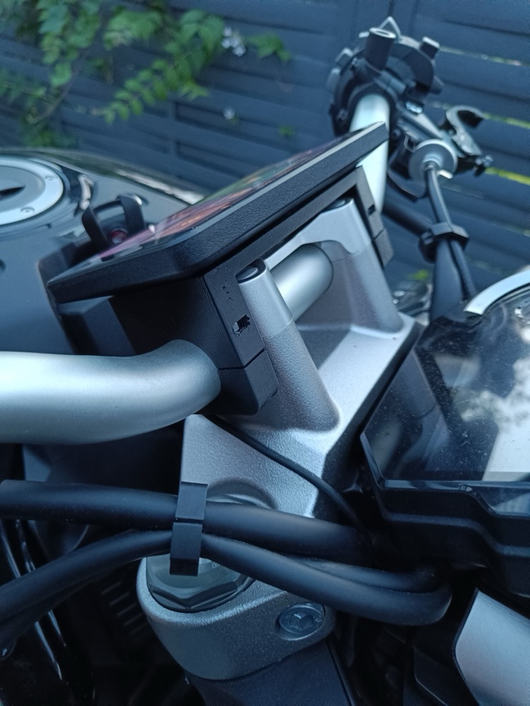 Honda CB1000R için L300 motosiklet CarPlay ekranı görsel 4