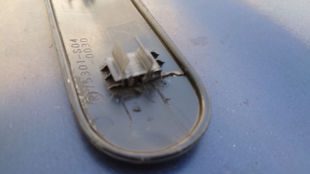 Honda Civic 6. nesil ön çamurluk klipsi