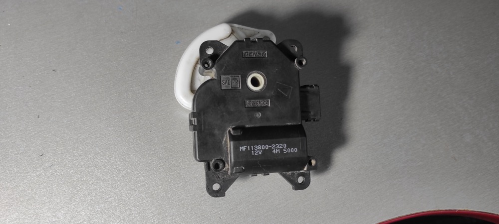Honda Denso Kalorifer/Klima Kapak Ayar Motoru (Servo) Sonsuz Vida Dişlisi 1138002320 görsel 3